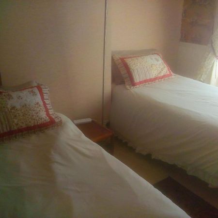 קארדיף The Principality 2 Singles Bedroom מראה חיצוני תמונה